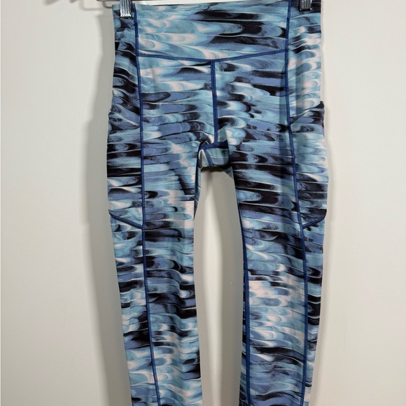 Lululemon Speed Up Crop 21" Size 4 Tidal Multi Blue Run Tight Luxtreme Legging - Picture 3 of 9